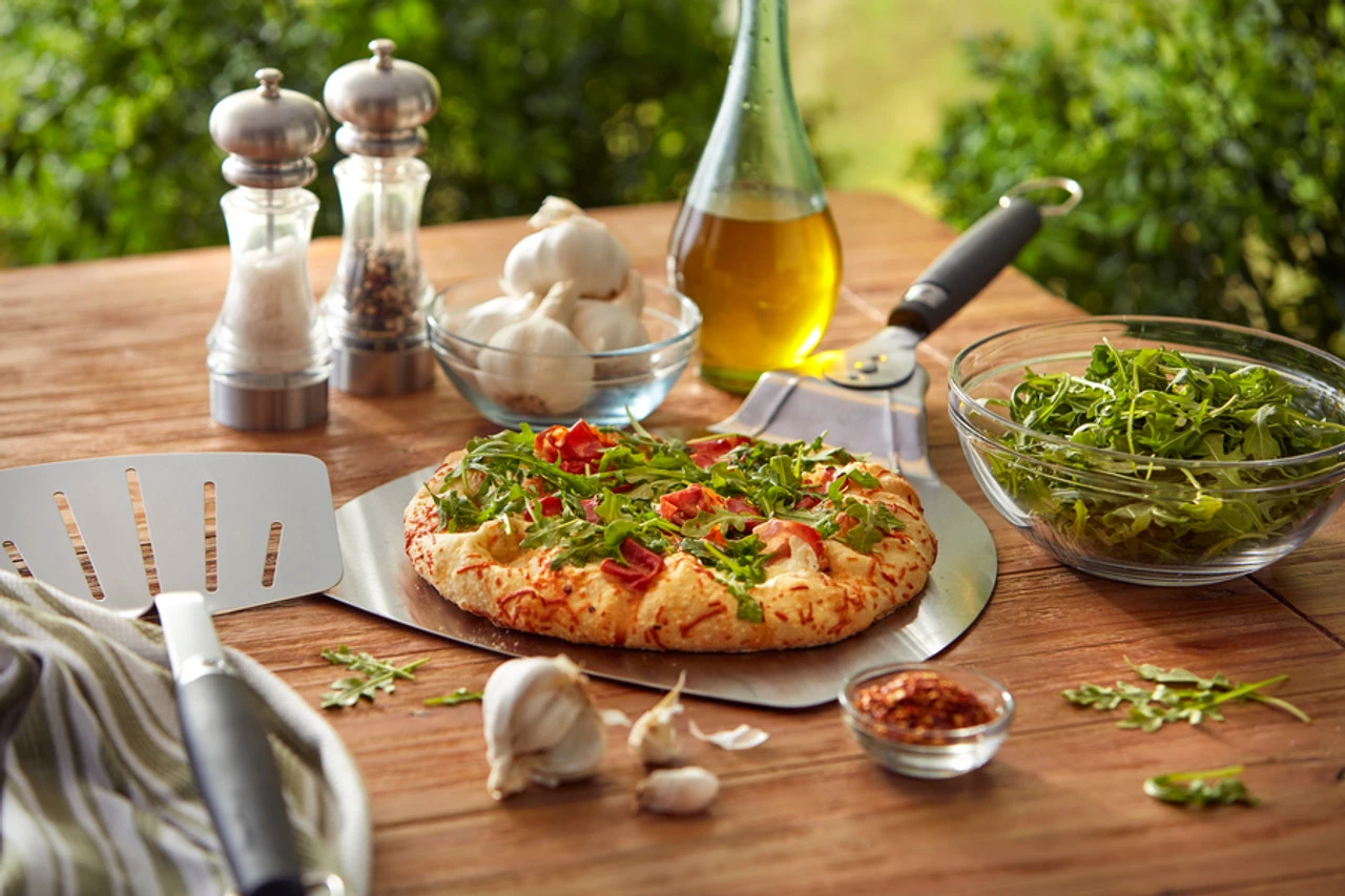 Weber® Original Pizza Paddle 3 Weber® Original Pizza Paddle - Image 3