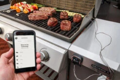 Weber® IGrill 3 Bluetooth Thermometer 5 Weber® IGrill 3 Bluetooth Thermometer -BBQ Equipment Store 7204Y15 C 900x600 53107e2 39285.1626684703