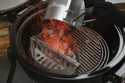 Weber® Chimney Starter -BBQ Equipment Store 7416YM3 rgb 1164x600 5da5c6a 97594.1626705866