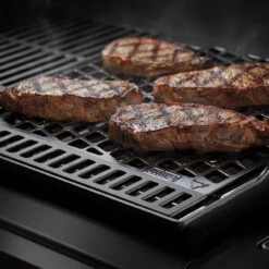 Weber® Crafted Dual-Sided Sear Grate 6 Weber® Crafted Dual-Sided Sear Grate -BBQ Equipment Store 7670 Lifestyle 1 86719.1642411694