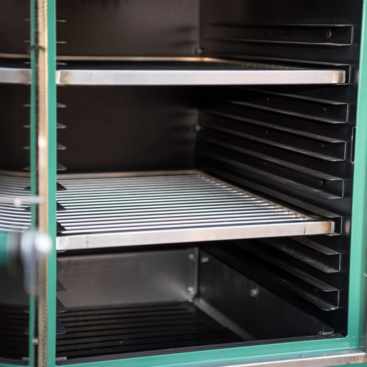 Charlie Oven Charcoal Oven In Beetroot 2 Charlie Oven Charcoal Oven In Beetroot - Image 2