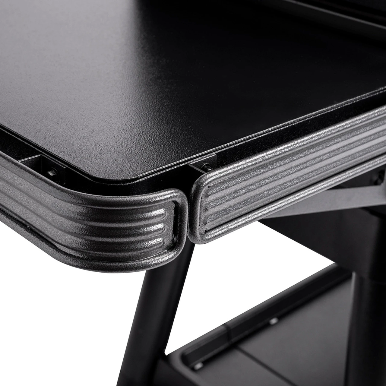 Traeger Ironwood With WiFIRE Controller 8 Traeger Ironwood With WiFIRE Controller - Image 8